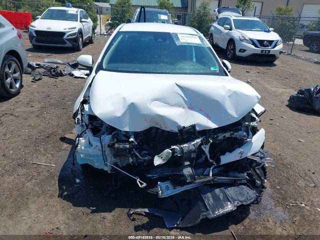 45145935 :رقم المزاد ، 5YFEPMAE2MP230993 vin ، 2021 Toyota Corolla Le مزاد بيع