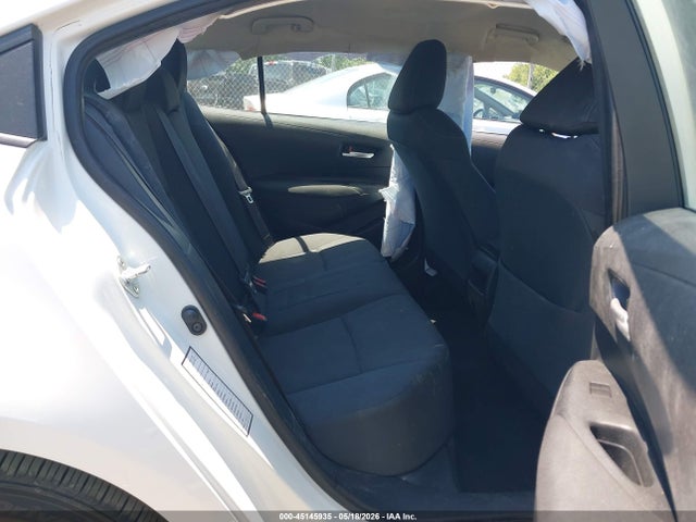 45145935 :رقم المزاد ، 5YFEPMAE2MP230993 vin ، 2021 Toyota Corolla Le مزاد بيع