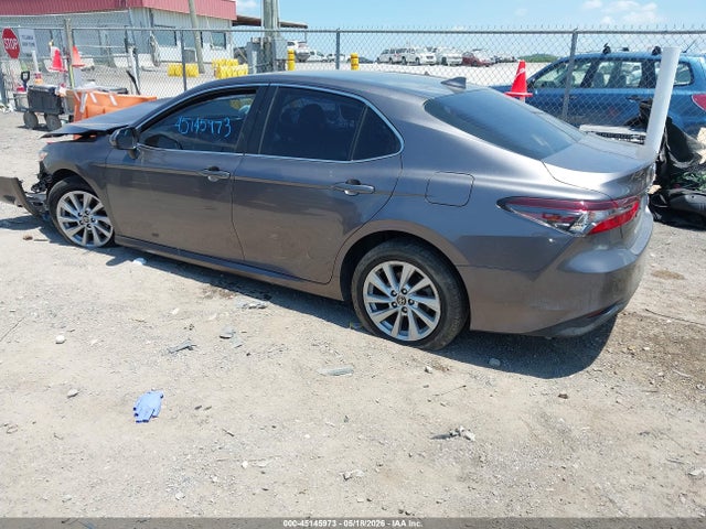 Toyota CAMRY LE 2023 4T1C11AK2PU826234 Image 3