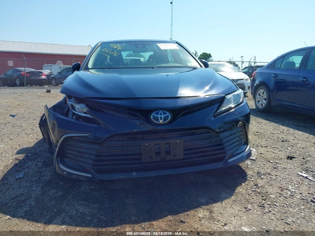 Продаж на аукціоні авто 2021 Toyota Camry Le Hybrid, vin: 4T1C31AK6MU556608, номер лоту: 45146028