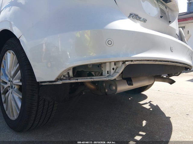 Продаж на аукціоні авто 2017 Ford Focus Titanium, vin: 1FADP3N23HL212948, номер лоту: 45146113