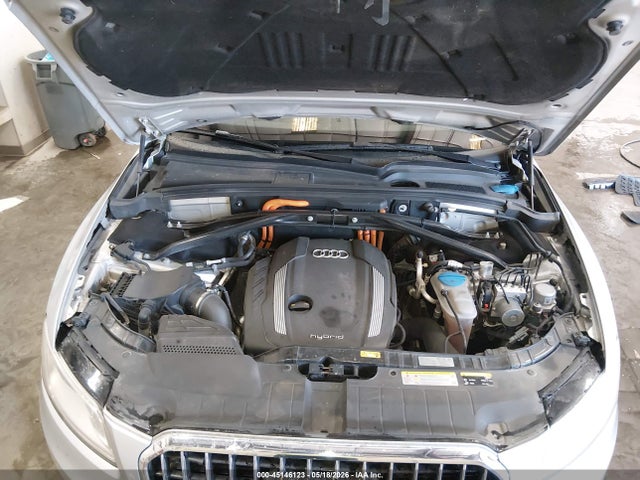 WA1C8AFP9EA029329 Audi Q5 Hybrid 2.0t Prestige