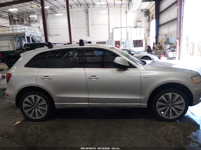 WA1C8AFP9EA029329 Audi Q5 Hybrid 2.0t Prestige