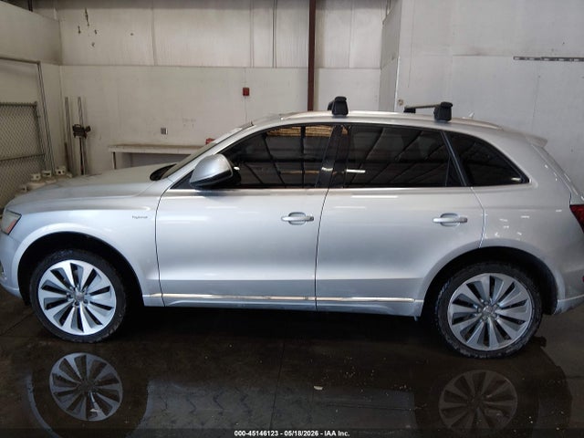 WA1C8AFP9EA029329 Audi Q5 Hybrid 2.0t Prestige