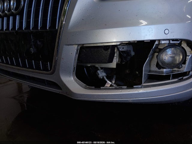WA1C8AFP9EA029329 Audi Q5 Hybrid 2.0t Prestige