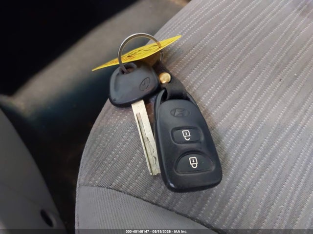 45146147 :رقم المزاد ، KMHCT4AE5HU353257 vin ، 2017 Hyundai Accent Se مزاد بيع
