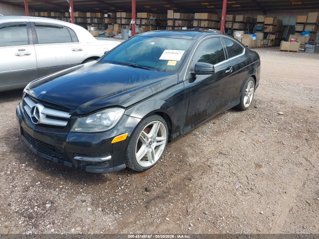 2013 Mercedes-benz C 250 მანქანა იყიდება აუქციონზე, vin: WDDGJ4HB4DG033319, აუქციონის ნომერი: 45146167