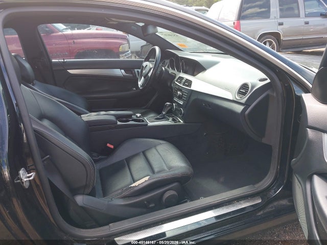 2013 Mercedes-benz C 250 მანქანა იყიდება აუქციონზე, vin: WDDGJ4HB4DG033319, აუქციონის ნომერი: 45146167