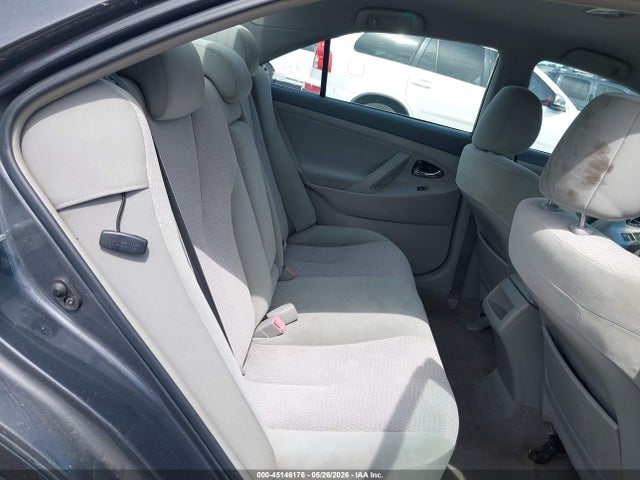 45146176 :رقم المزاد ، 4T1BF3EK2BU657473 vin ، 2011 Toyota Camry Le مزاد بيع