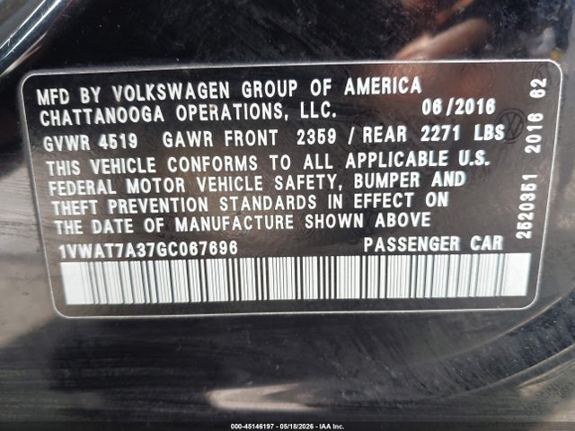 1VWAT7A37GC067696 Volkswagen Passat 1.8t S
