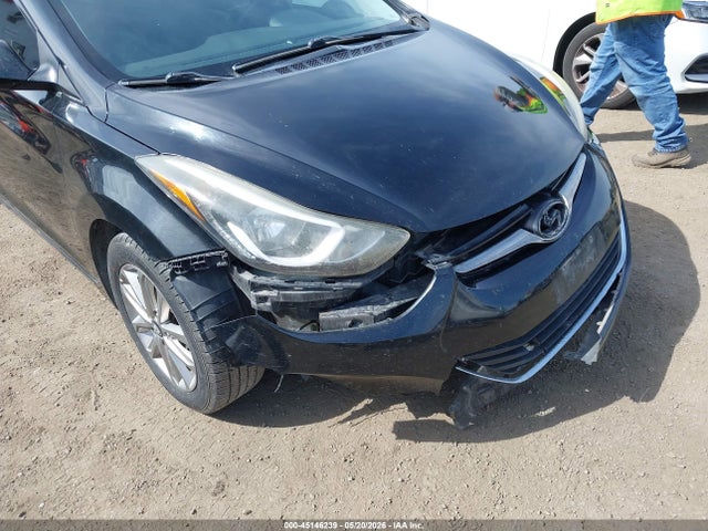 5NPDH4AE8FH617833 Hyundai ELANTRA SE