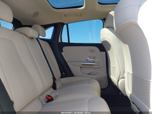 W1N4N4GB1MJ307154 Mercedes-Benz GLA 250