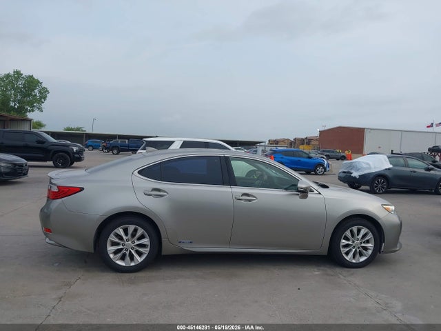 45146281 :رقم المزاد ، JTHBW1GG1F2087693 vin ، 2015 Lexus Es 300h مزاد بيع