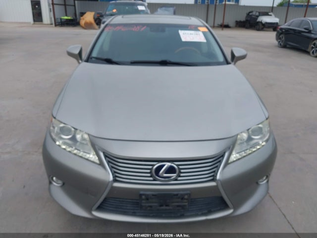 45146281 :رقم المزاد ، JTHBW1GG1F2087693 vin ، 2015 Lexus Es 300h مزاد بيع
