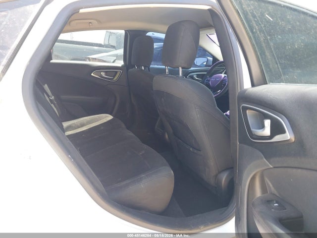 2015 Chrysler 200 Limited მანქანა იყიდება აუქციონზე, vin: 1C3CCCAB7FN715895, აუქციონის ნომერი: 45146284