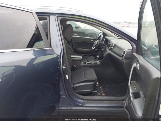 Продажа на аукционе авто 2017 Kia Sportage Lx, vin: KNDPMCACXH7240009, номер лота: 45146317