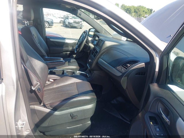 Продаж на аукціоні авто 2016 Dodge Grand Caravan R/t, vin: 2C4RDGEG3GR335635, номер лоту: 45146374