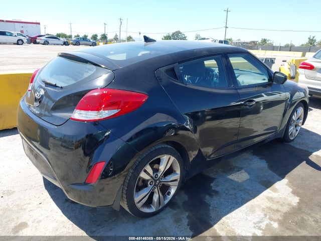 Продаж на аукціоні авто 2015 Hyundai Veloster, vin: KMHTC6ADXFU228917, номер лоту: 45146389