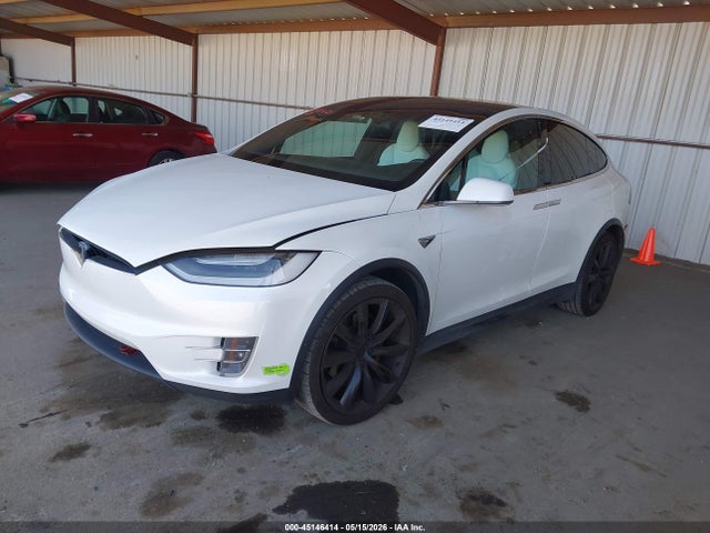 Tesla Model X P100d/performance 2019 5YJXCBE46KF181932 Image 2