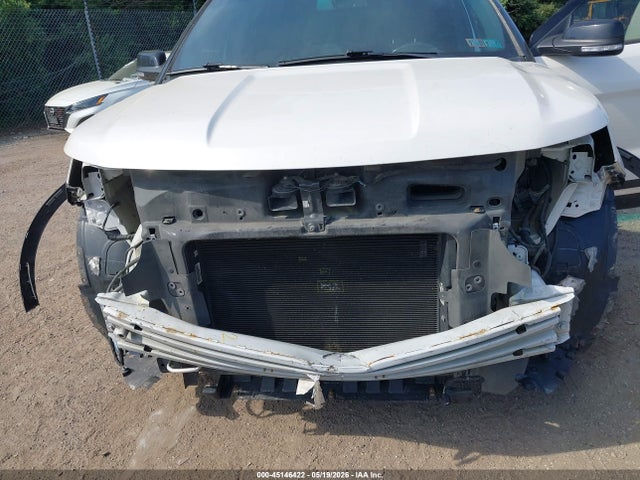 1FM5K8D8XHGA83823 Ford EXPLORER XLT