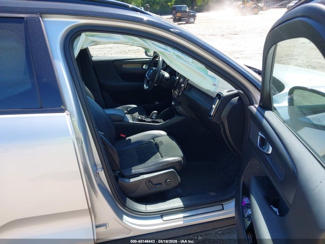 Aukcja sprzedaży 2019 Volvo Xc40 T5 R-design, vin: YV4162UM1K2107719, numer aukcji: 45146443