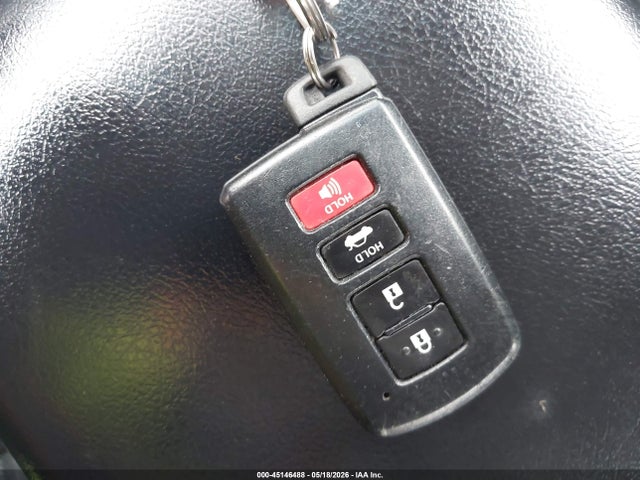 4T1BD1FK2HU201958 Toyota Camry Hybrid Le