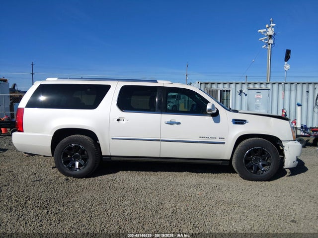 45146529 :رقم المزاد ، 1GYS4KEF4ER172633 vin ، 2014 Cadillac Escalade Esv Platinum Edition مزاد بيع