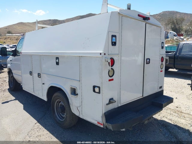 Продажа на аукционе авто 2015 Ford E-350 Cutaway, vin: 1FDWE3FL1FDA04120, номер лота: 45146552