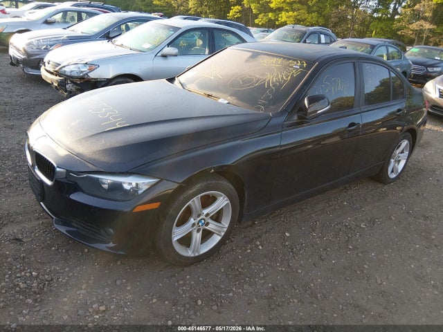 2013 Bmw 320i Xdrive მანქანა იყიდება აუქციონზე, vin: WBA3C3C56DF981853, აუქციონის ნომერი: 45146577
