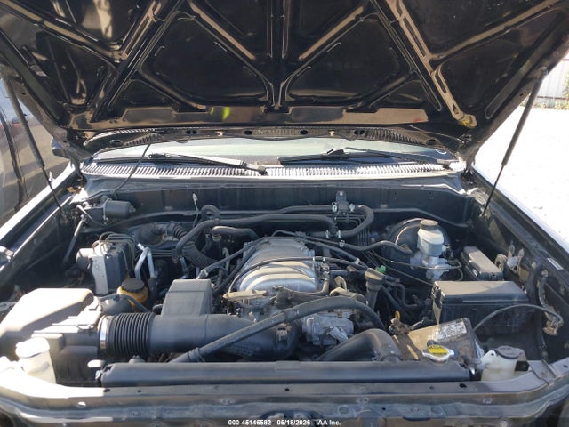 Aukcja sprzedaży 2002 Toyota Sequoia Limited V8, vin: 5TDZT38A82S105818, numer aukcji: 45146582