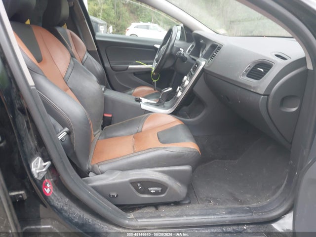 Продаж на аукціоні авто 2018 Volvo V60 Cross Country T5, vin: YV440MWK5J2054897, номер лоту: 45146640