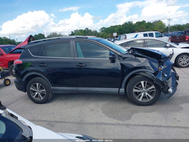 Продаж на аукціоні авто 2017 Toyota Rav4 Xle, vin: 2T3WFREV8HW355166, номер лоту: 45146687