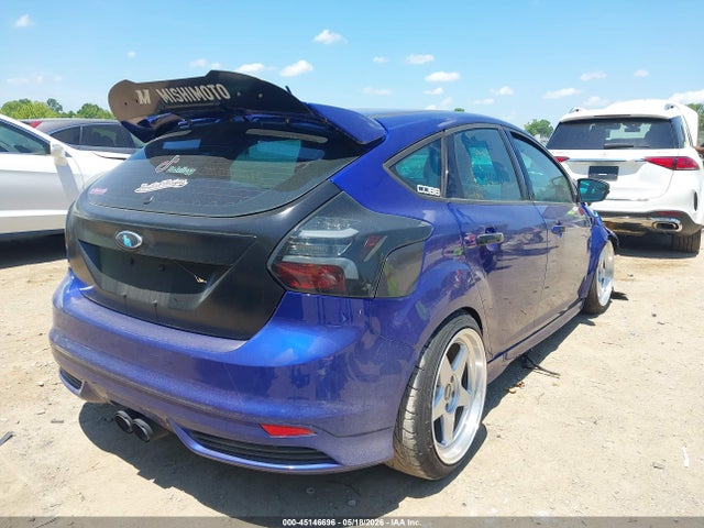 2013 Ford Focus St მანქანა იყიდება აუქციონზე, vin: 1FADP3L95DL242737, აუქციონის ნომერი: 45146696