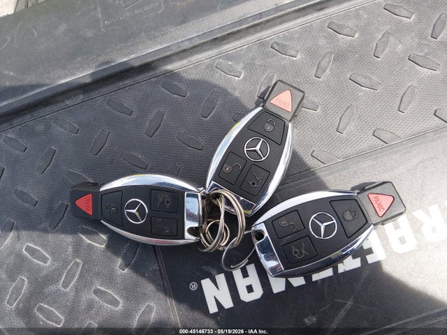 Продажа на аукционе авто 2005 Mercedes-benz Sl 500, vin: WDBSK75F95F093757, номер лота: 45146733
