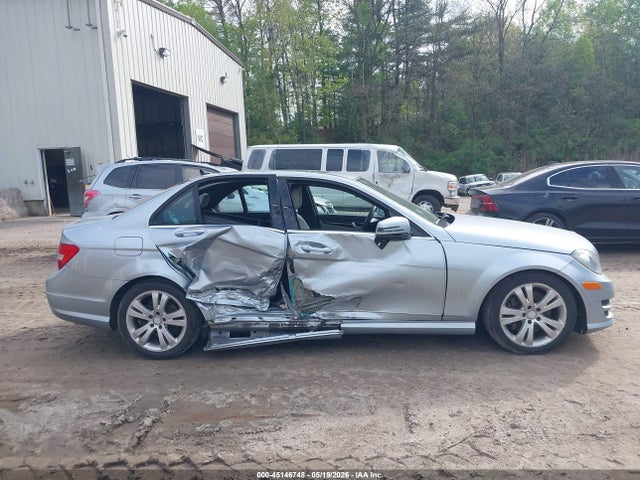 Aukcja sprzedaży 2013 Mercedes-benz C 300 Sport 4matic, vin: WDDGF8ABXDG146159, numer aukcji: 45146748