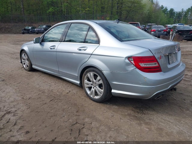 Aukcja sprzedaży 2013 Mercedes-benz C 300 Sport 4matic, vin: WDDGF8ABXDG146159, numer aukcji: 45146748