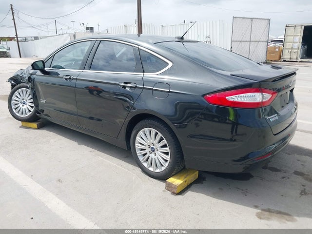 Ford Fusion Energi Titanium 2014 3FA6P0SU0ER111652 Image 3