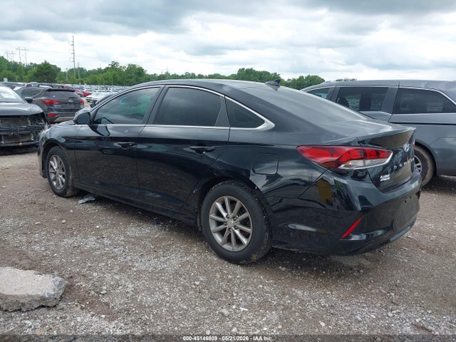 Hyundai SONATA SE 2018 5NPE24AF8JH635546 Image 3
