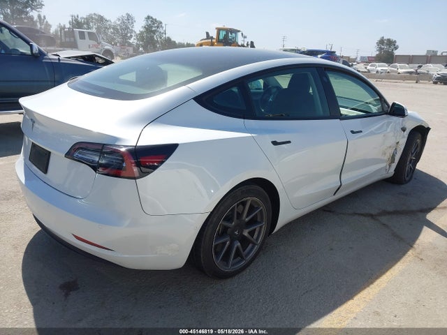 Tesla Model 3 Rear-wheel Drive 2022 5YJ3E1EA6NF362025 Image 4