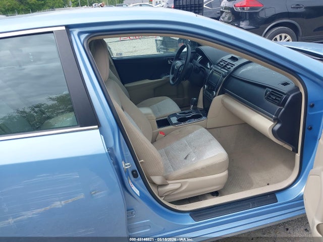 45146821 :رقم المزاد ، 4T1BD1FK9EU101481 vin ، 2014 Toyota Camry Hybrid Le مزاد بيع