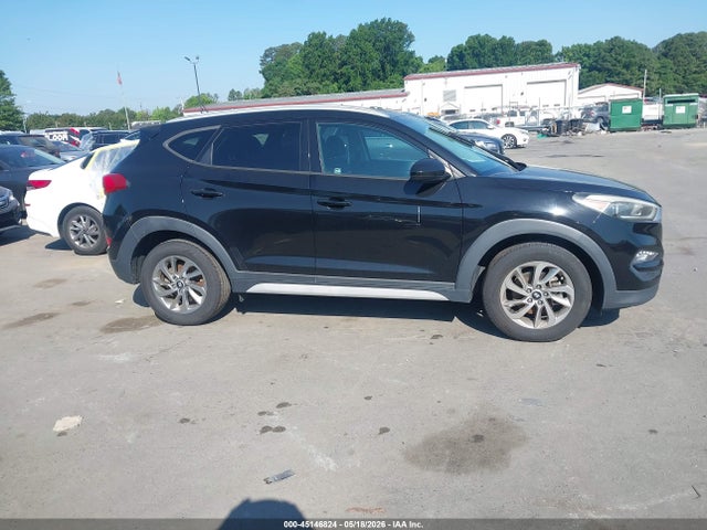 45146824 :رقم المزاد ، KM8J33A48HU412715 vin ، 2017 Hyundai Tucson Se مزاد بيع