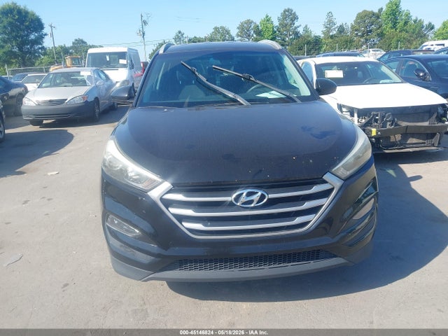 45146824 :رقم المزاد ، KM8J33A48HU412715 vin ، 2017 Hyundai Tucson Se مزاد بيع