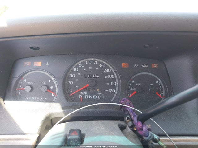 Продаж на аукціоні авто 1999 Ford Crown Victoria, vin: 2FAFP73W7XX137095, номер лоту: 45146835
