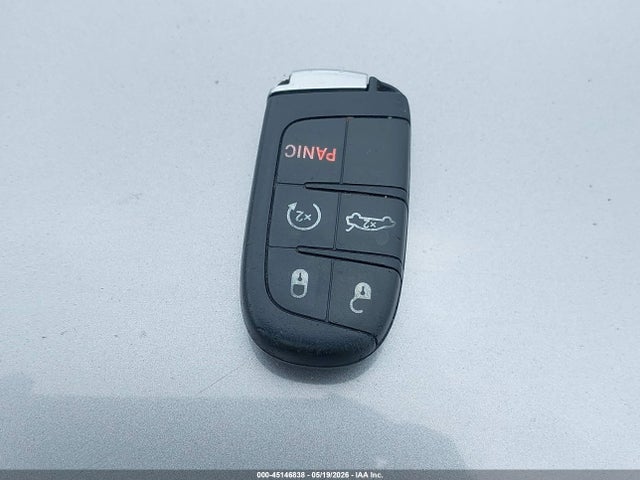 1C3CCCAB2GN176071 Chrysler 200 Limited