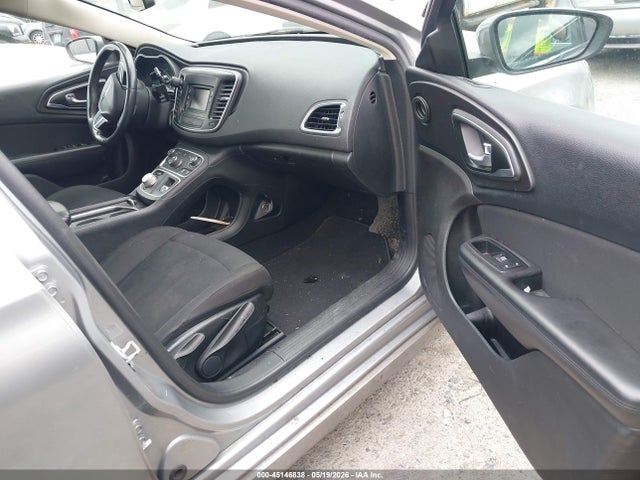 1C3CCCAB2GN176071 Chrysler 200 Limited