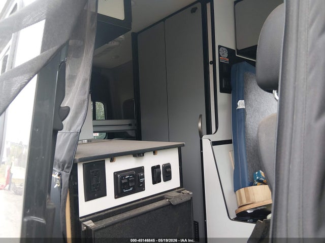 W1W4NBVY6RP706265 Mercedes-Benz Sprinter 2500 Standard Roof 4-cyl Diesel Ho
