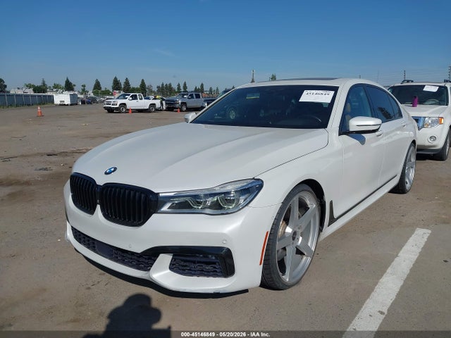 BMW 750i 2017 WBA7F0C50HGM20989 Image 2