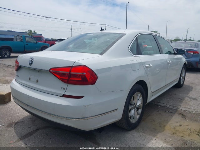 45146851 :رقم المزاد ، 1VWAT7A34GC015586 vin ، 2016 Volkswagen Passat 1.8t S مزاد بيع