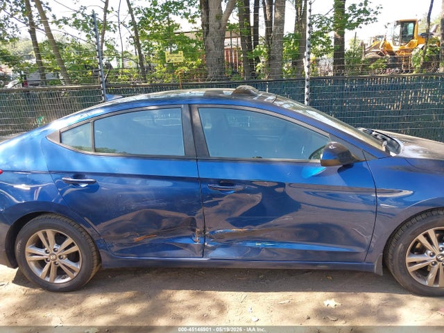 Продажа на аукционе авто 2017 Hyundai Elantra Value Edition, vin: 5NPD84LF5HH167776, номер лота: 45146901