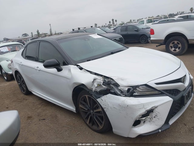 45146911 :رقم المزاد ، 4T1B61HK0KU226226 vin ، 2019 Toyota Camry Xse مزاد بيع